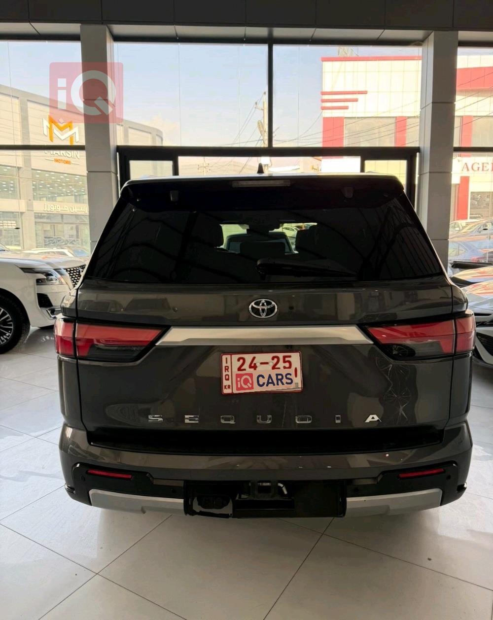 تويوتا سيكويا